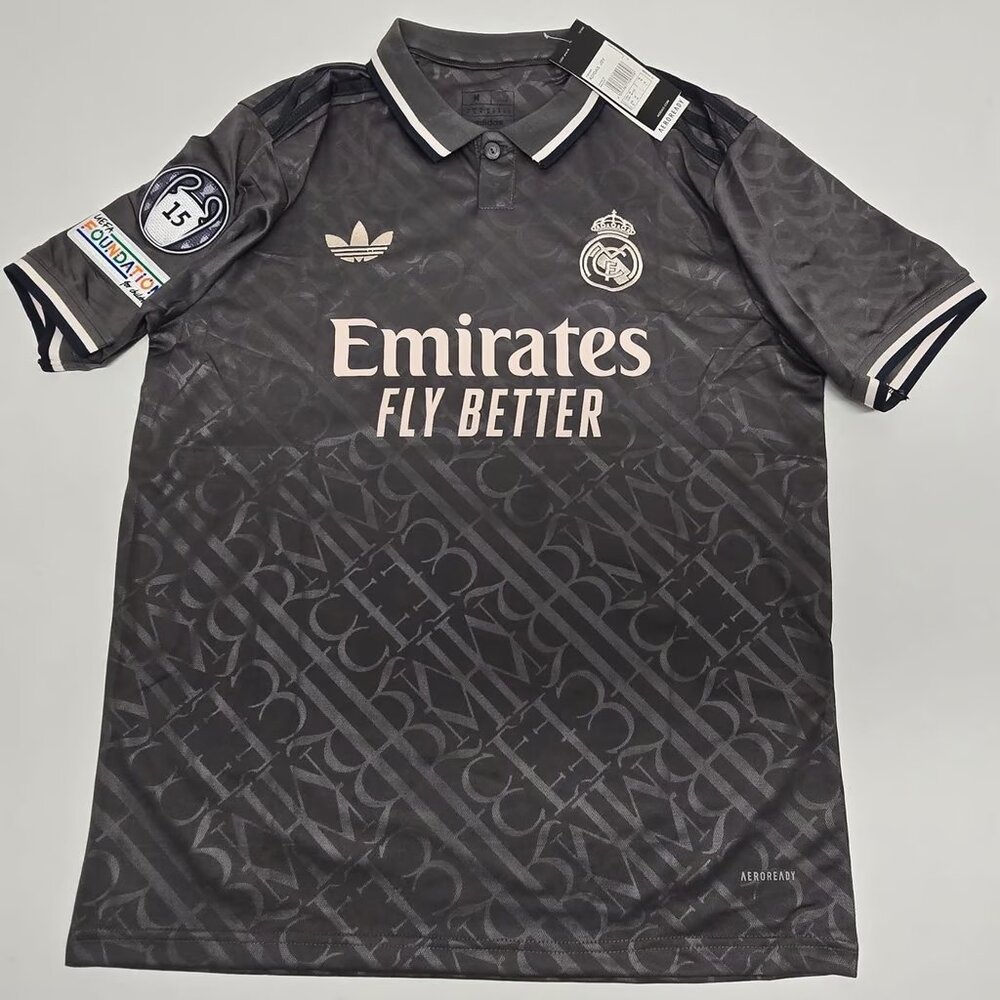 real madrid vini - Picture 2 of 2